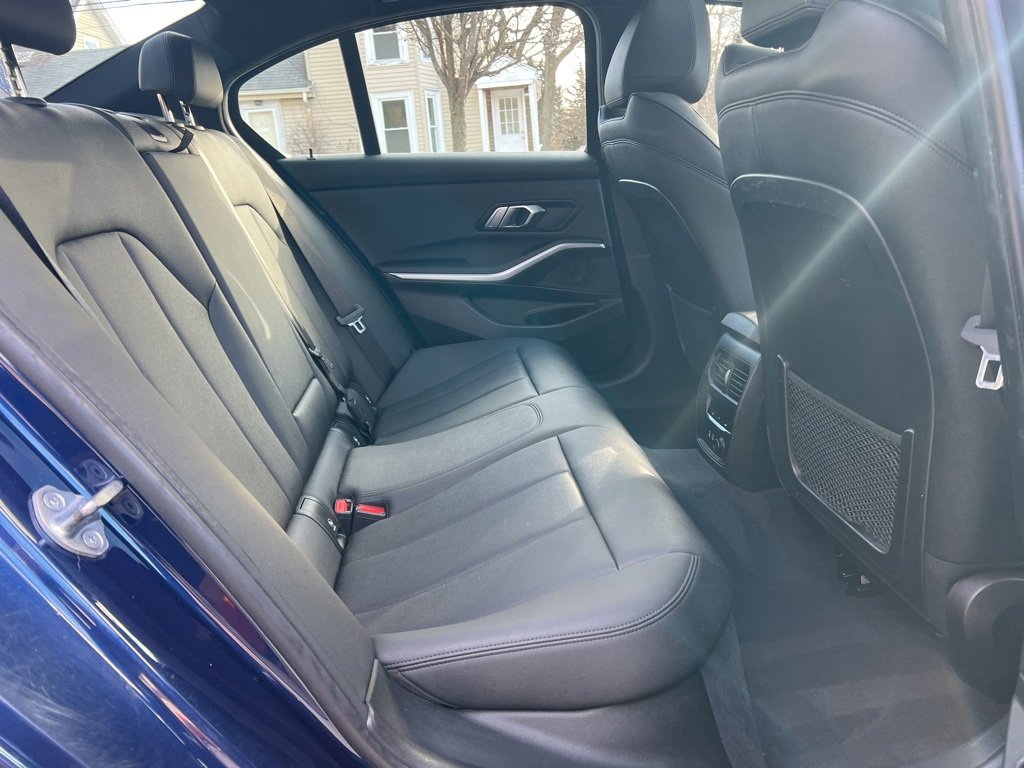 Used 2020 BMW 330i xDrive Sedan w/ Convenience Package image 25