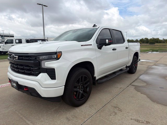 Used 2026 Chevrolet Silverado 1500 RST w/ Redline Edition AWD/4WD image 2