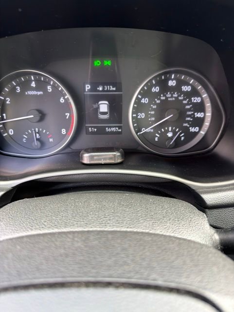Used 2018 Hyundai Elantra GT FWD image 2