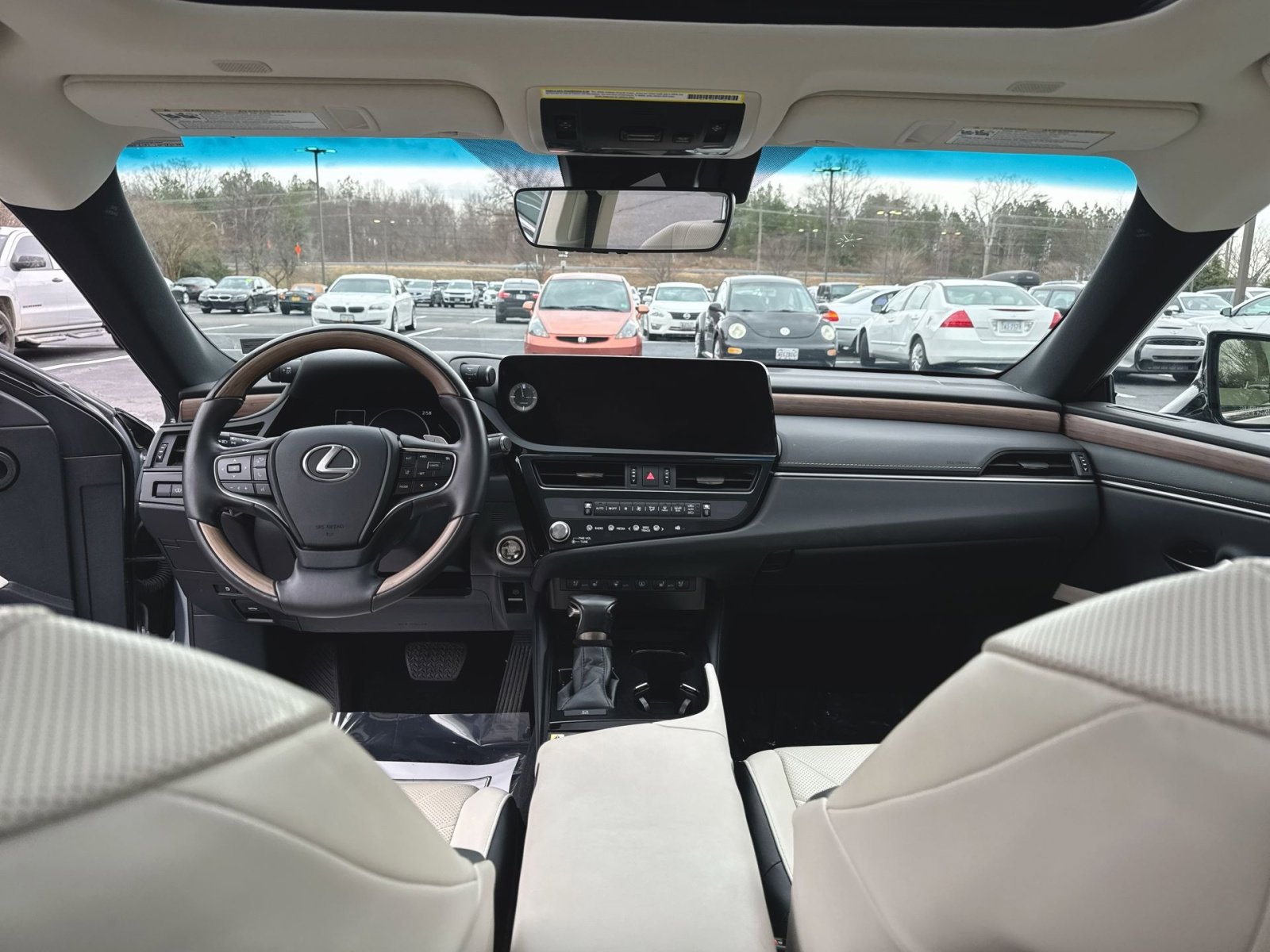 Used 2023 Lexus ES 350 w/ Accessory Package (Z1) image 12