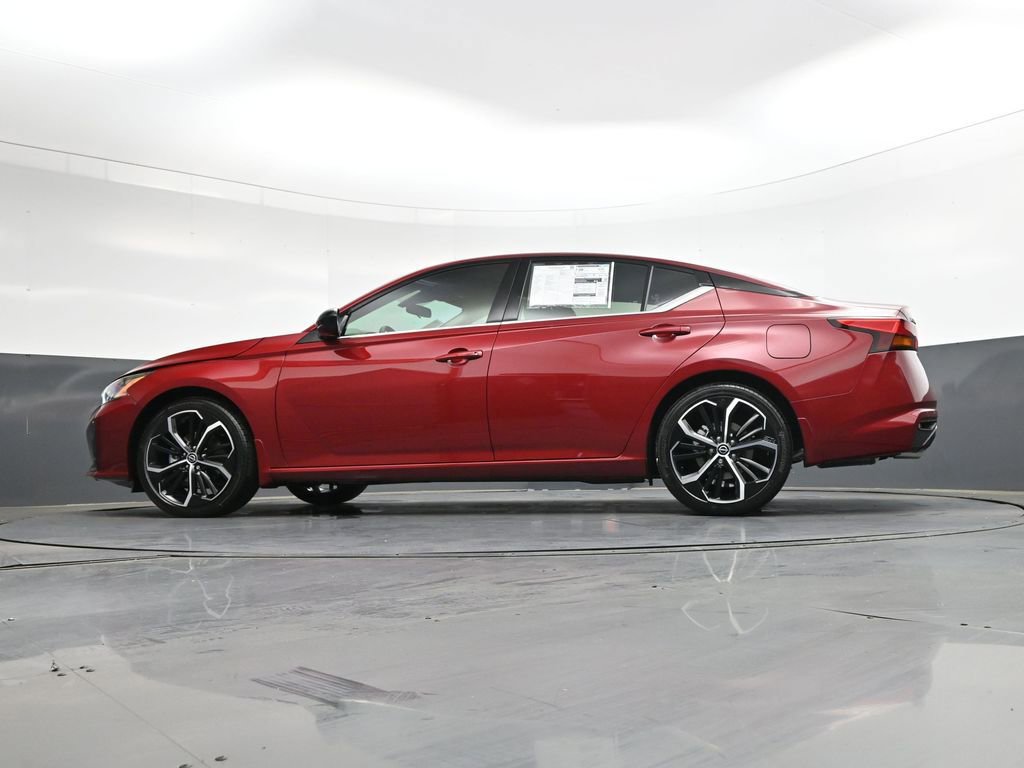 New 2026 Nissan Altima 2.5 SR image 41