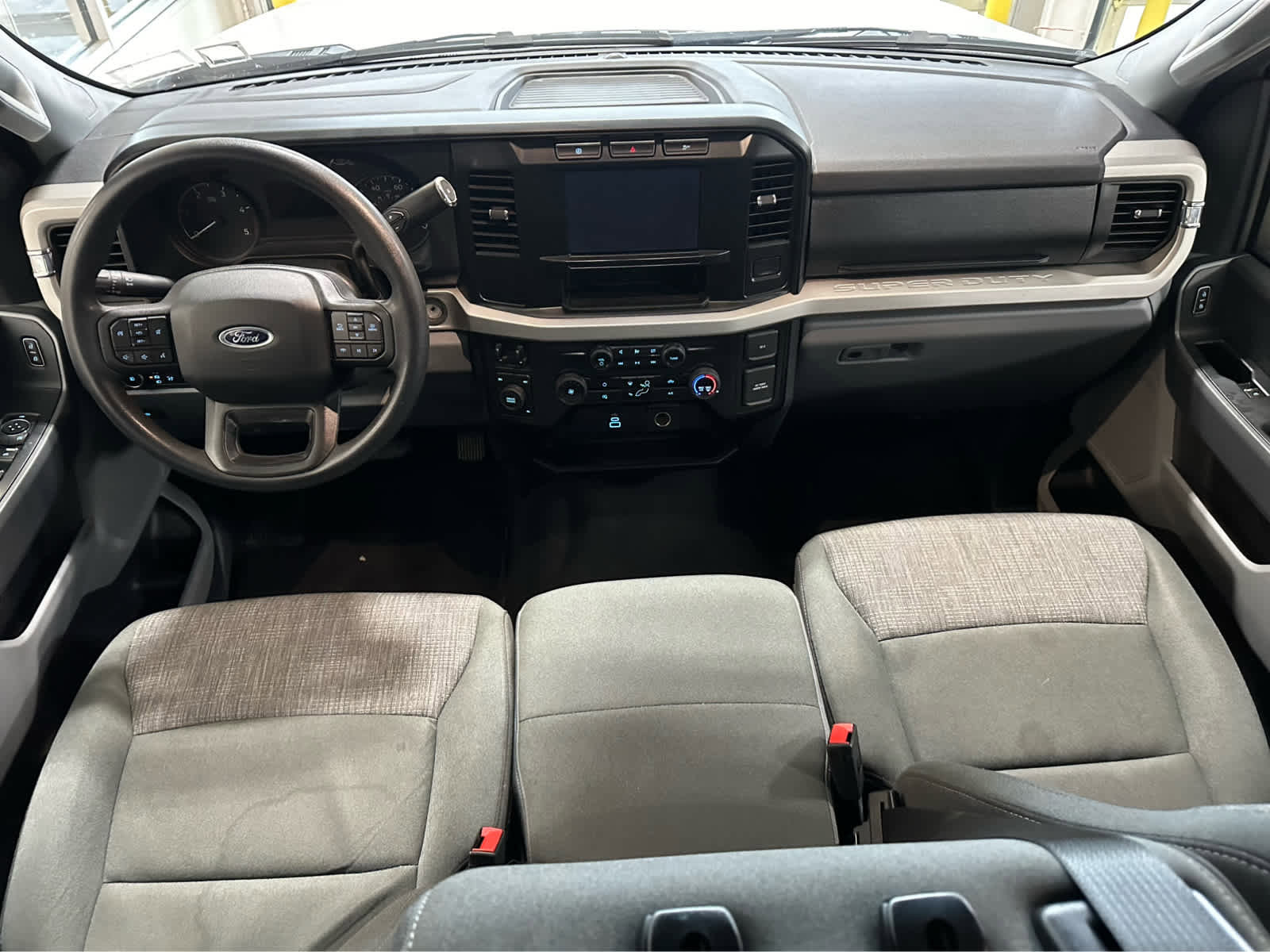 Used 2024 Ford F250 XLT image 9