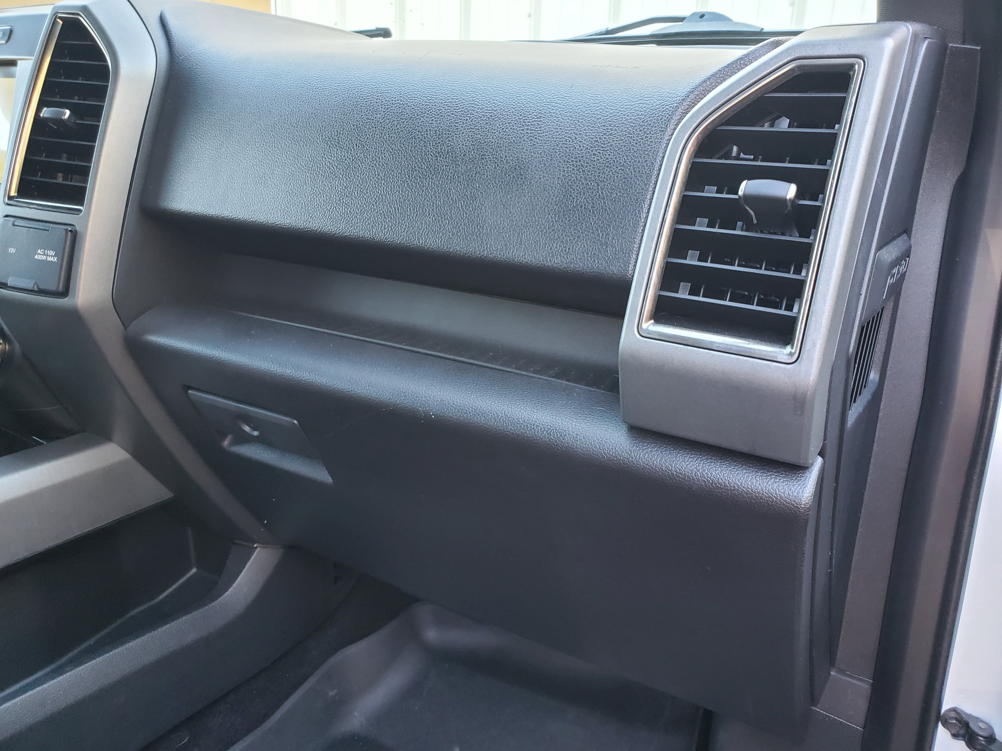 Used 2018 Ford F150 Raptor w/ Equipment Group 801A Mid image 44