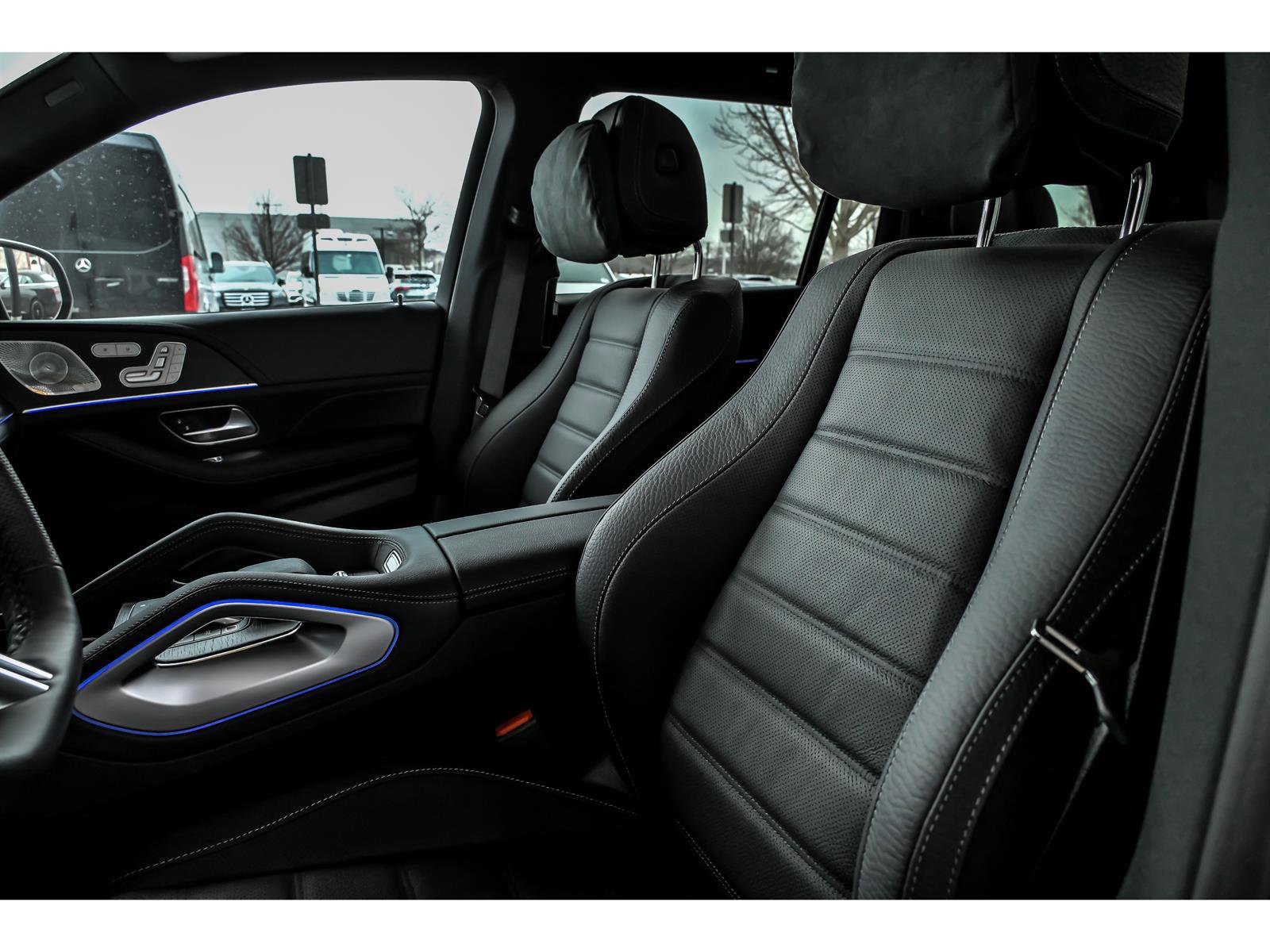 New 2026 Mercedes-Benz GLS 580 4MATIC image 7