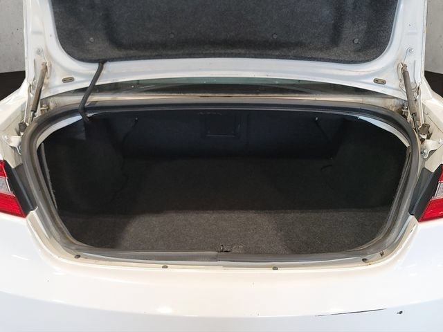 Used 2013 Chrysler 200 Limited FWD image 18