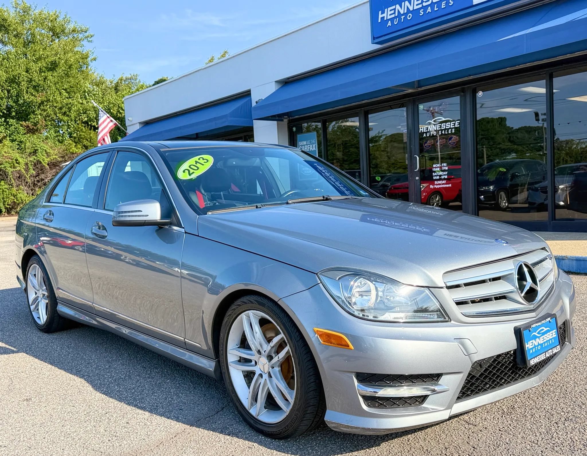 Used 2013 Mercedes-Benz C 300 4MATIC Sedan w/ Multimedia Pkg image 7