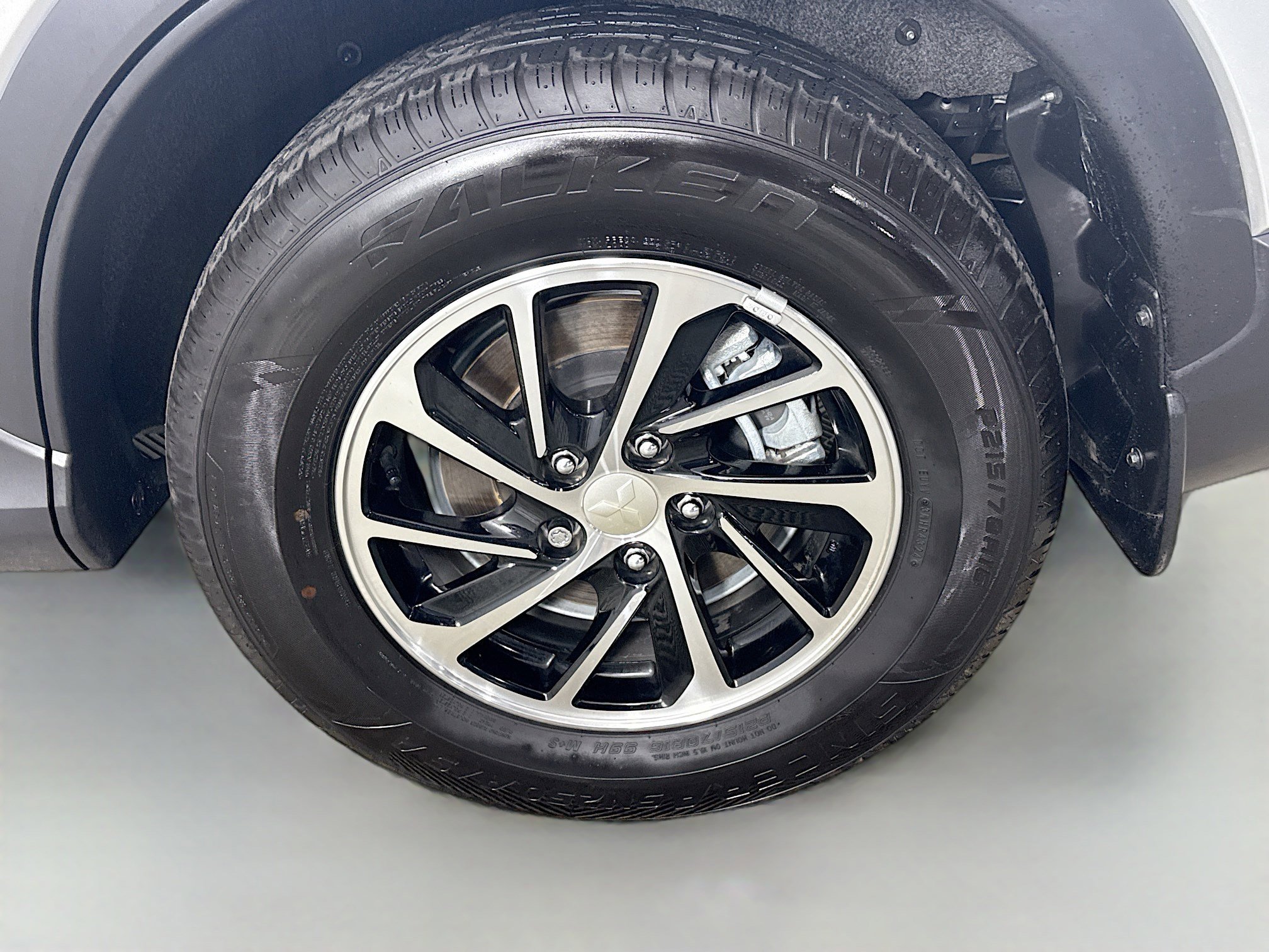 Used 2025 Mitsubishi Eclipse Cross ES image 36