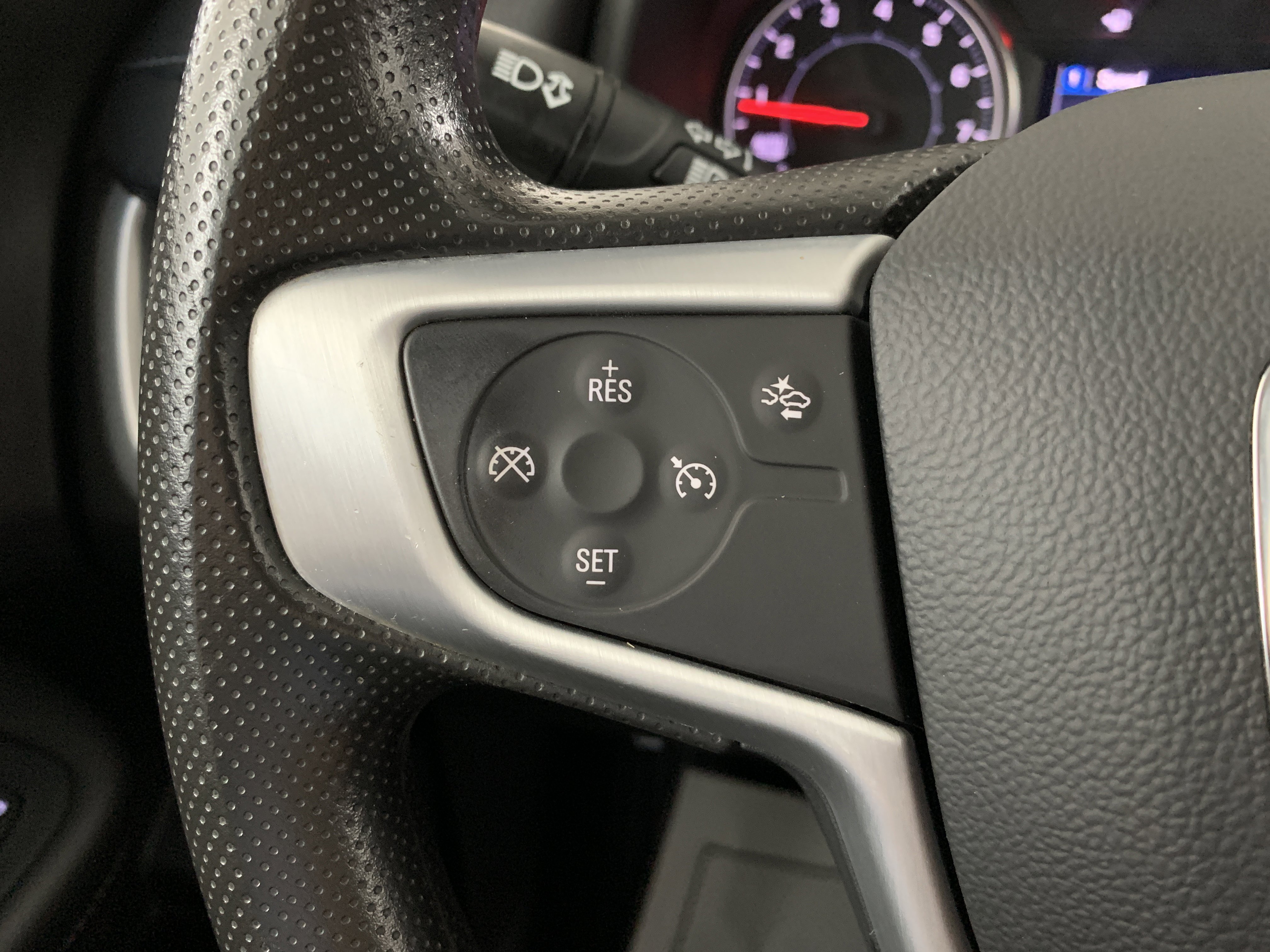 Used 2022 GMC Terrain SLE w/ Driver Convenience Package image 22