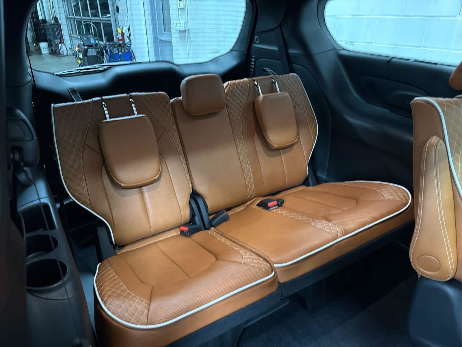 New 2026 Chrysler Pacifica Pinnacle w/ Trailer Tow Group image 43