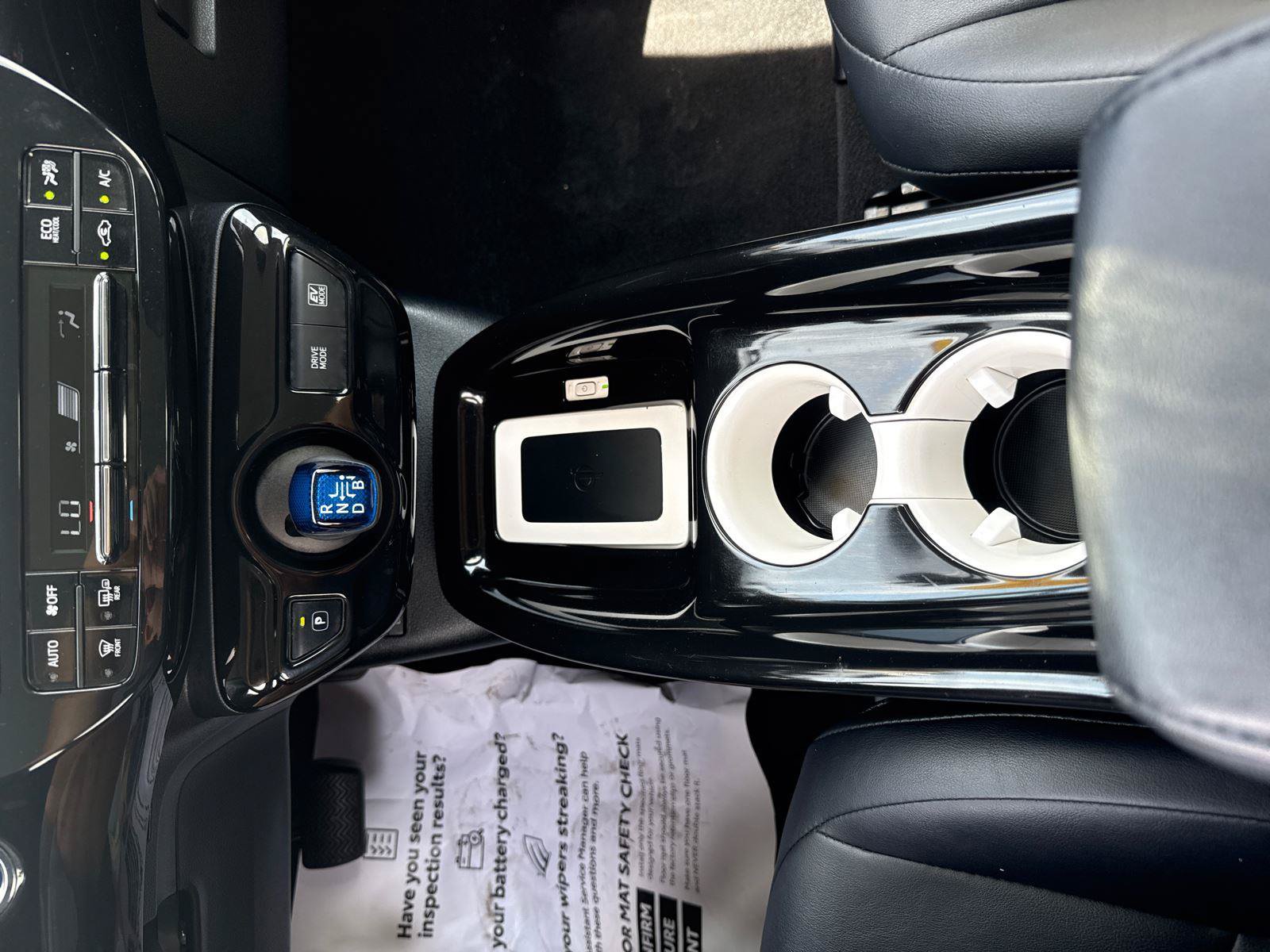 Used 2016 Toyota Prius Four FWD image 22