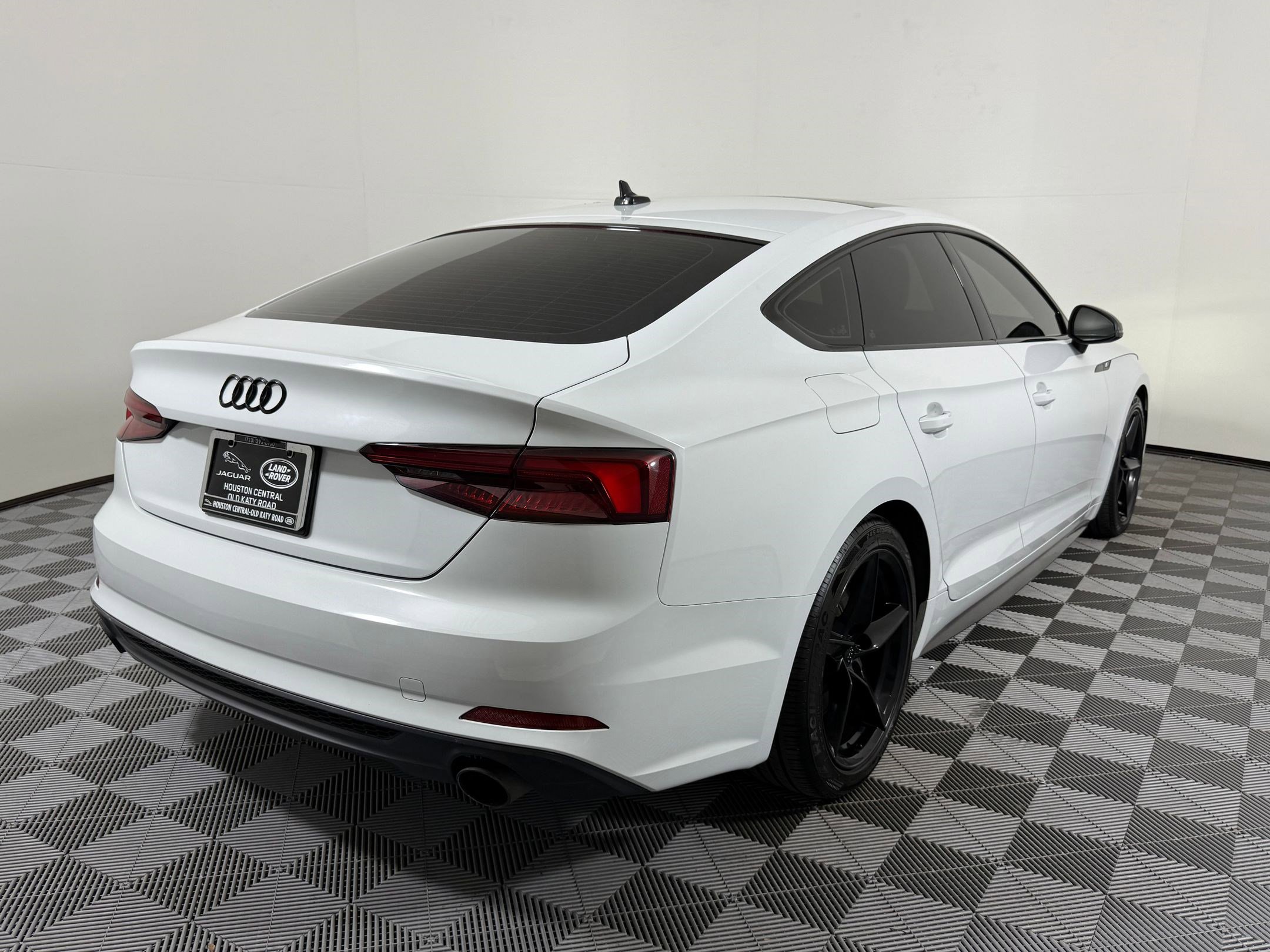 Used 2019 Audi A5 2.0T Premium w/ Convenience Package image 10