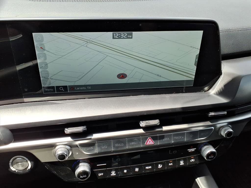 Used 2024 Kia Telluride LX FWD image 14