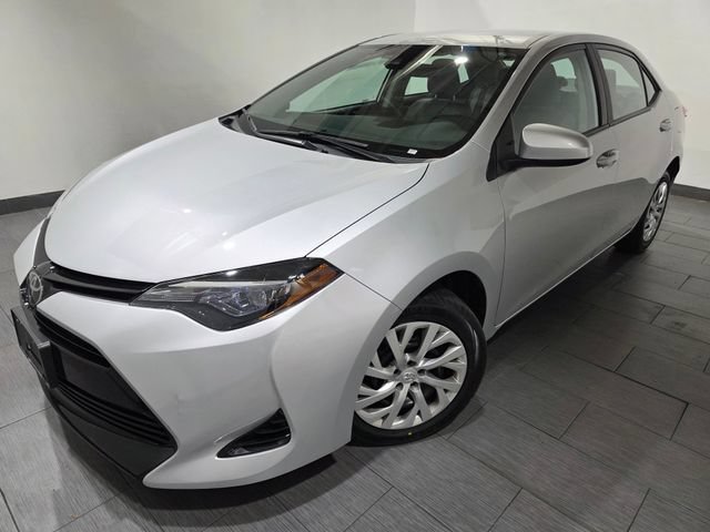 Used 2017 Toyota Corolla LE w/ Carpet Mat Package (TMS) FWD image 1