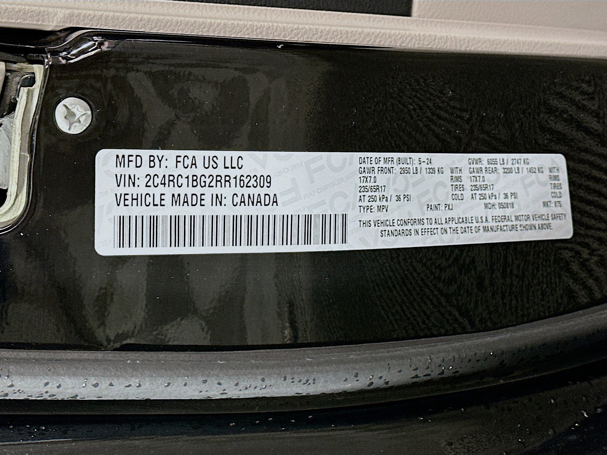 Used 2024 Chrysler Pacifica Touring-L image 12