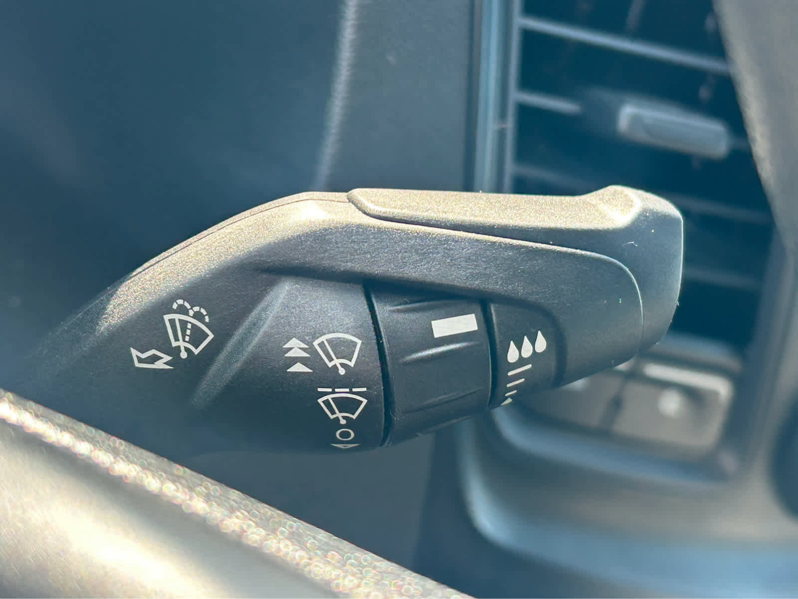 Used 2023 Ford Transit 250 w/ Load Area Protection Package image 21