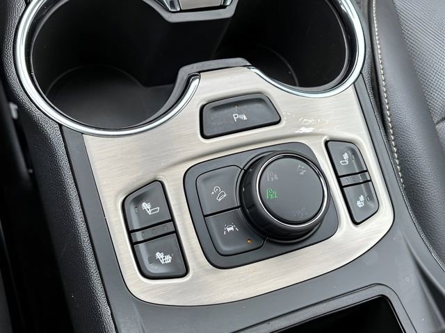 Used 2023 GMC Terrain Denali image 27