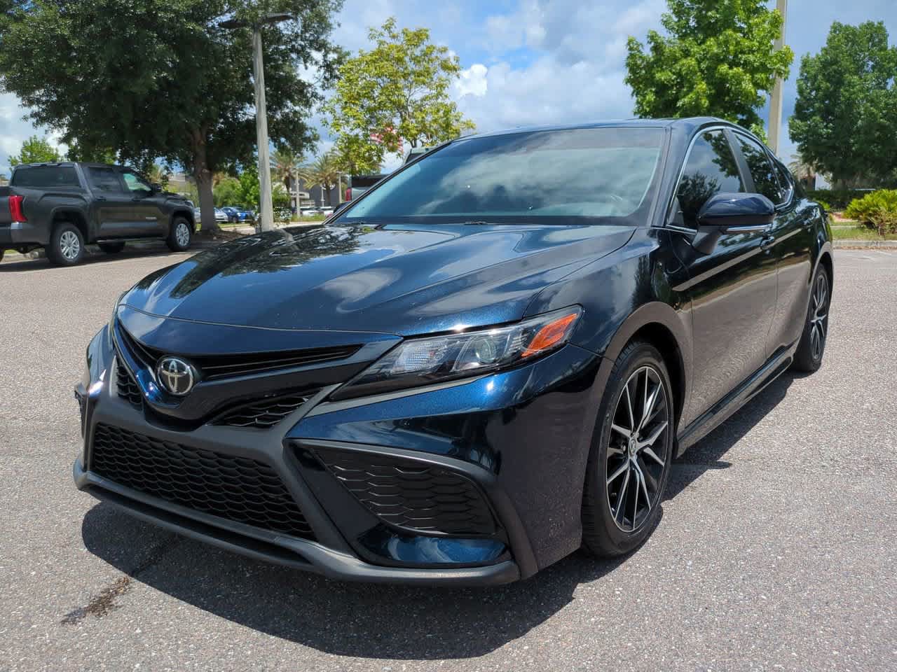 Certified 2021 Toyota Camry SE w/ Cold Weather Package AWD/4WD image 2