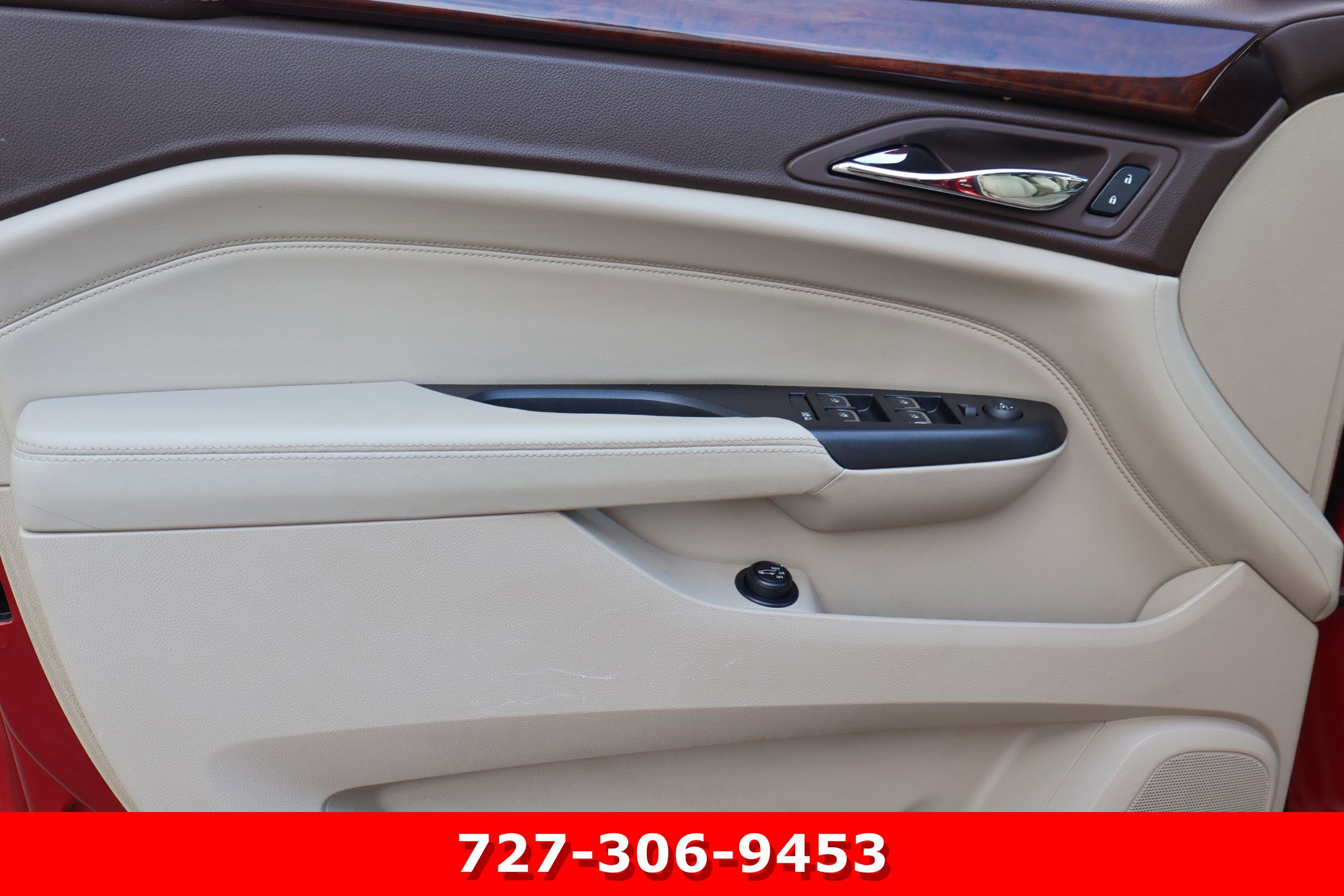 Used 2014 Cadillac SRX Luxury image 15