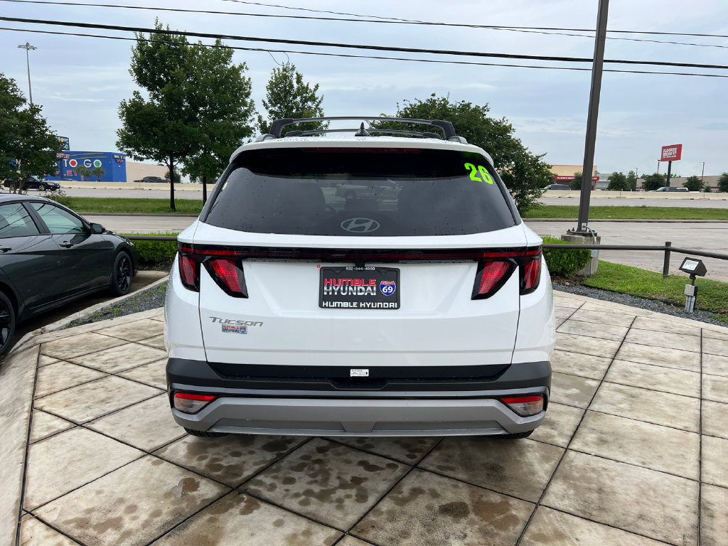 Used 2026 Hyundai Tucson SEL FWD image 12