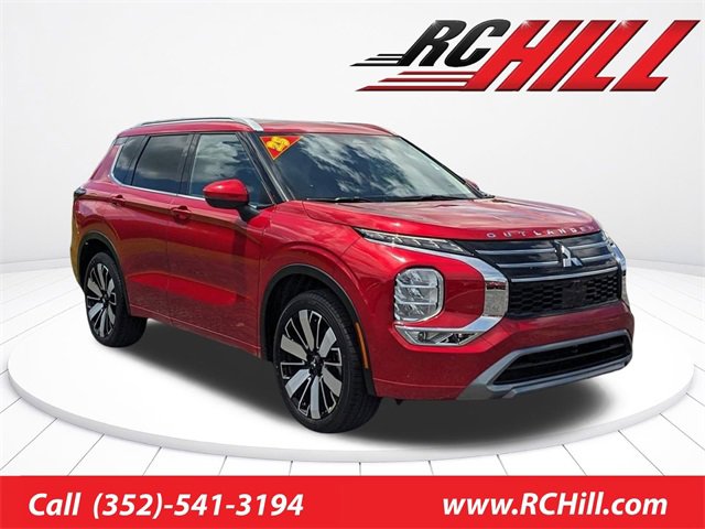 New 2025 Mitsubishi Outlander SEL image 1