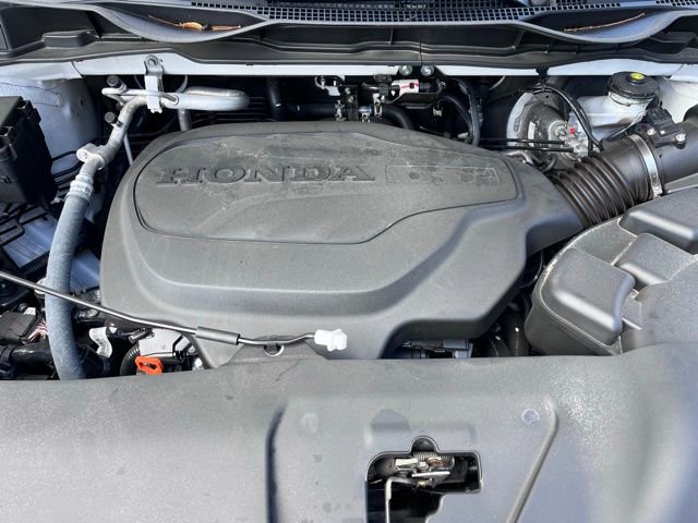 Used 2025 Honda Odyssey Sport-L image 2