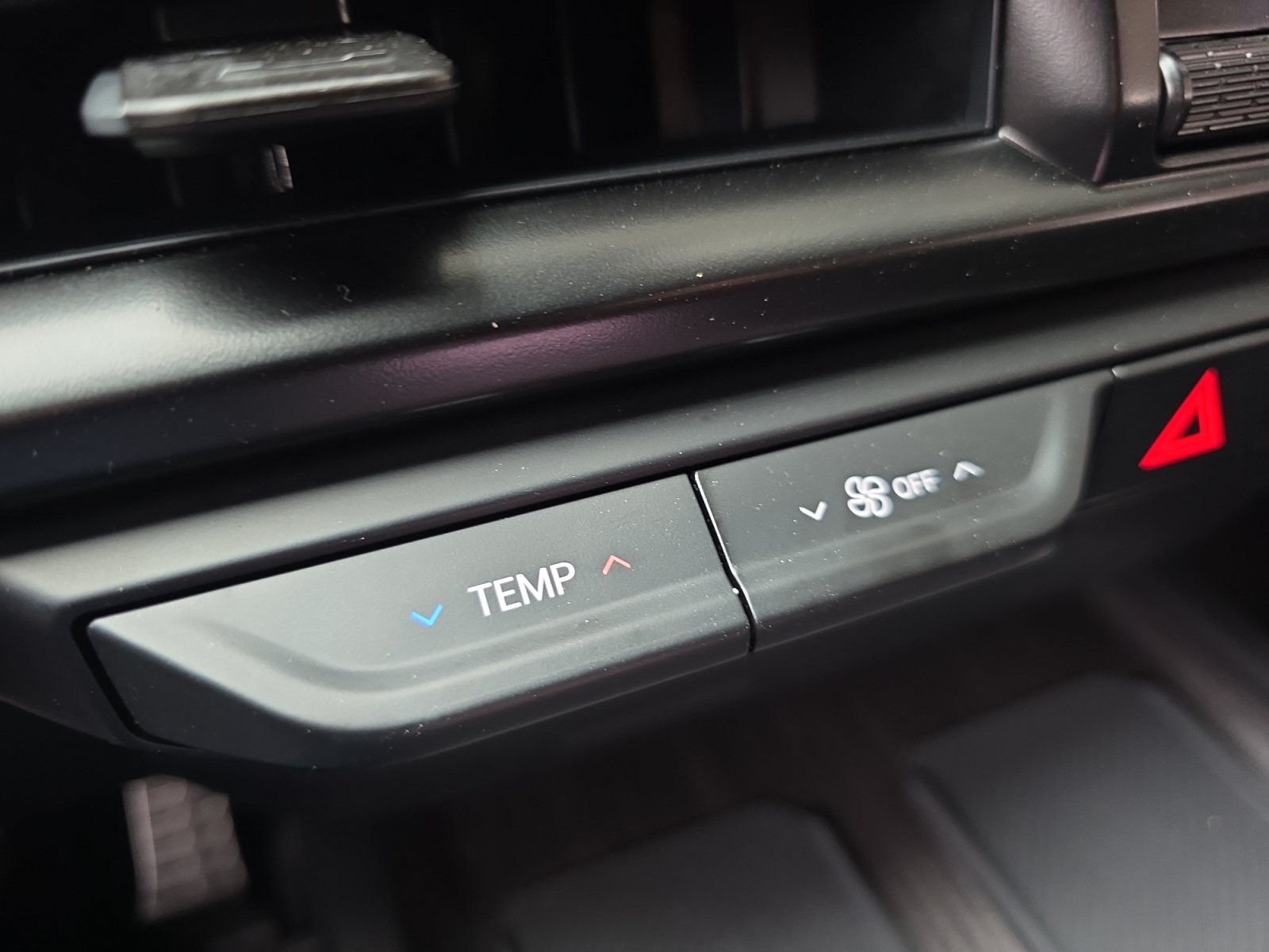 Certified 2027 Kia Telluride SX Prestige X-Line AWD/4WD image 16