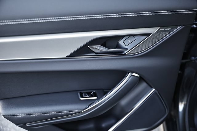 New 2024 Jaguar XF R-Dynamic SE AWD/4WD image 30
