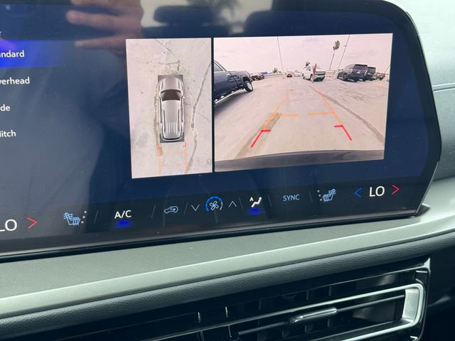 New 2026 Chevrolet Traverse LT w/ Midnight/Sport Edition FWD image 15
