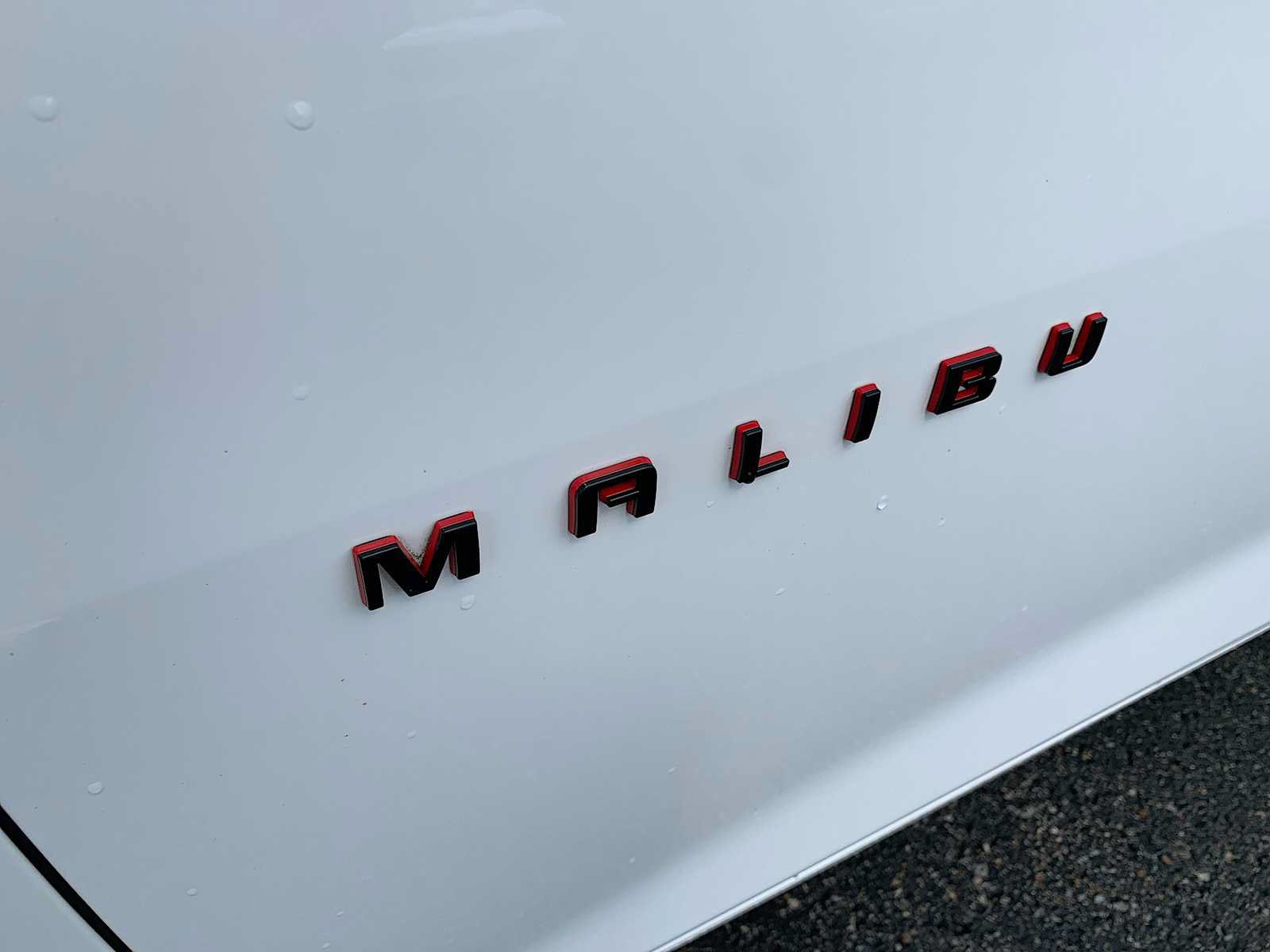 Certified 2018 Chevrolet Malibu LT w/ Redline Edition FWD image 30