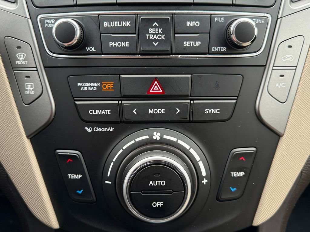 Used 2017 Hyundai Santa Fe Sport w/ 2.0T Ultimate Tech Package 05 image 17