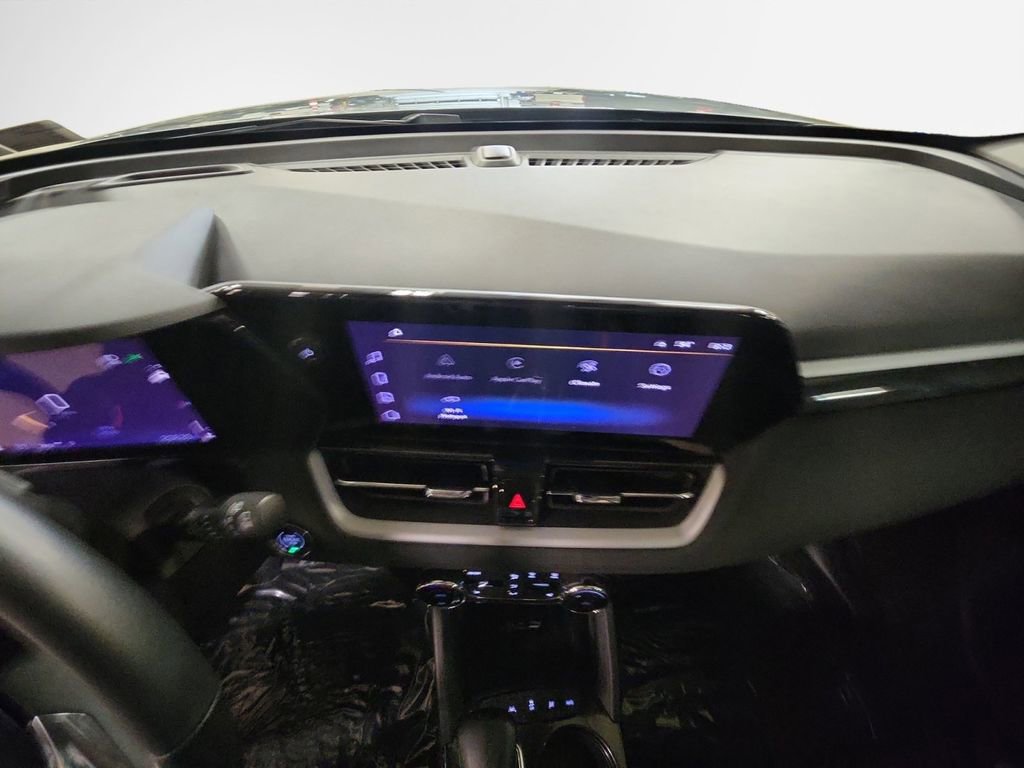 Certified 2025 Chevrolet TrailBlazer LT w/ Convenience Package image 22