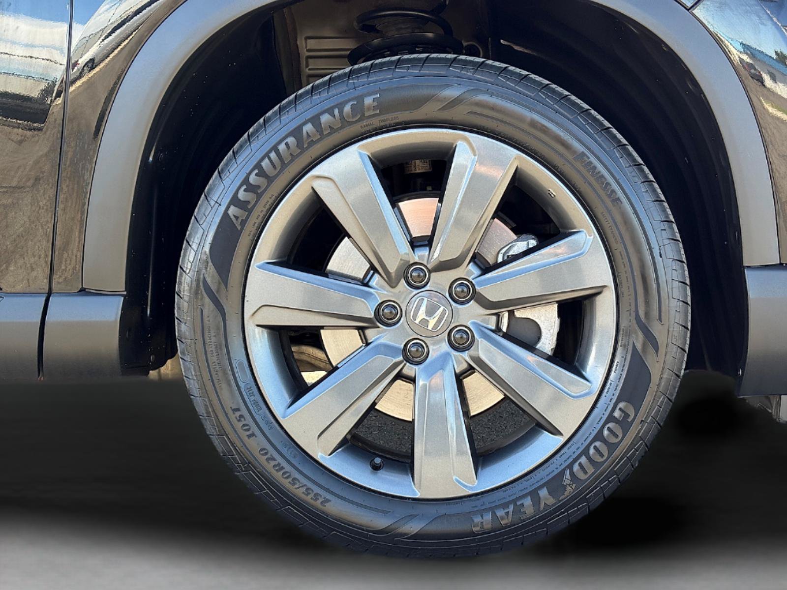 Certified 2023 Honda Pilot Sport image 9