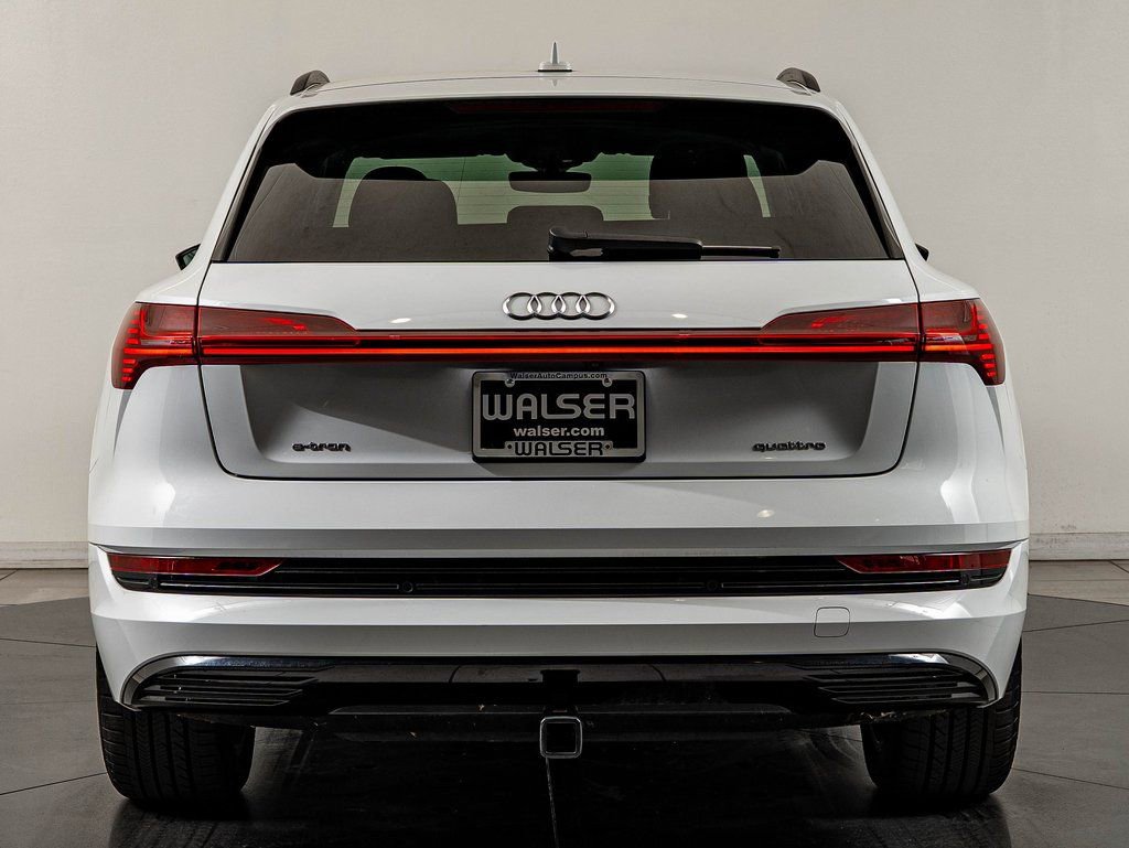 Used 2021 Audi e-tron Premium w/ Convenience Plus Package AWD/4WD image 7