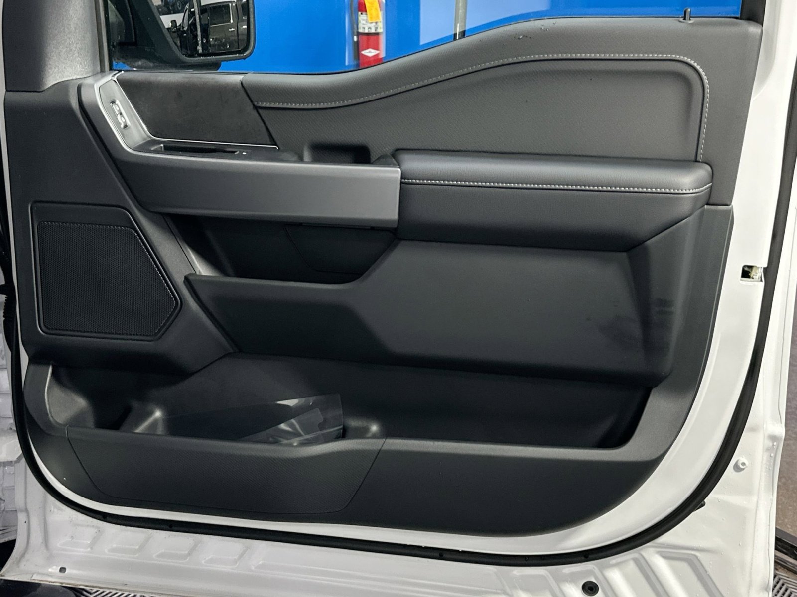 New 2026 Ford F150 XLT w/ Equipment Group 302A MID image 38