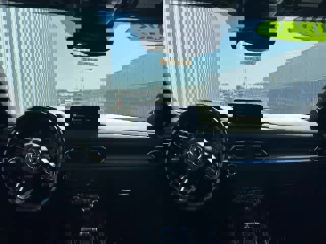 Used 2023 MAZDA CX-5 Signature image 13