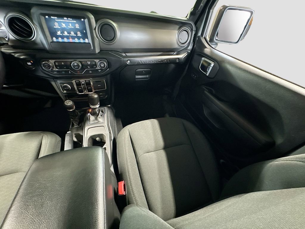 Used 2023 Jeep Wrangler Unlimited w/ Cold Weather Group AWD/4WD image 16