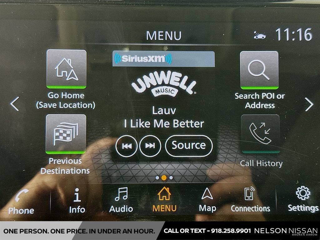Used 2020 Nissan Titan SL w/ Moonroof Package AWD/4WD image 15