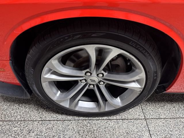 Used 2020 Dodge Challenger R/T RWD image 4