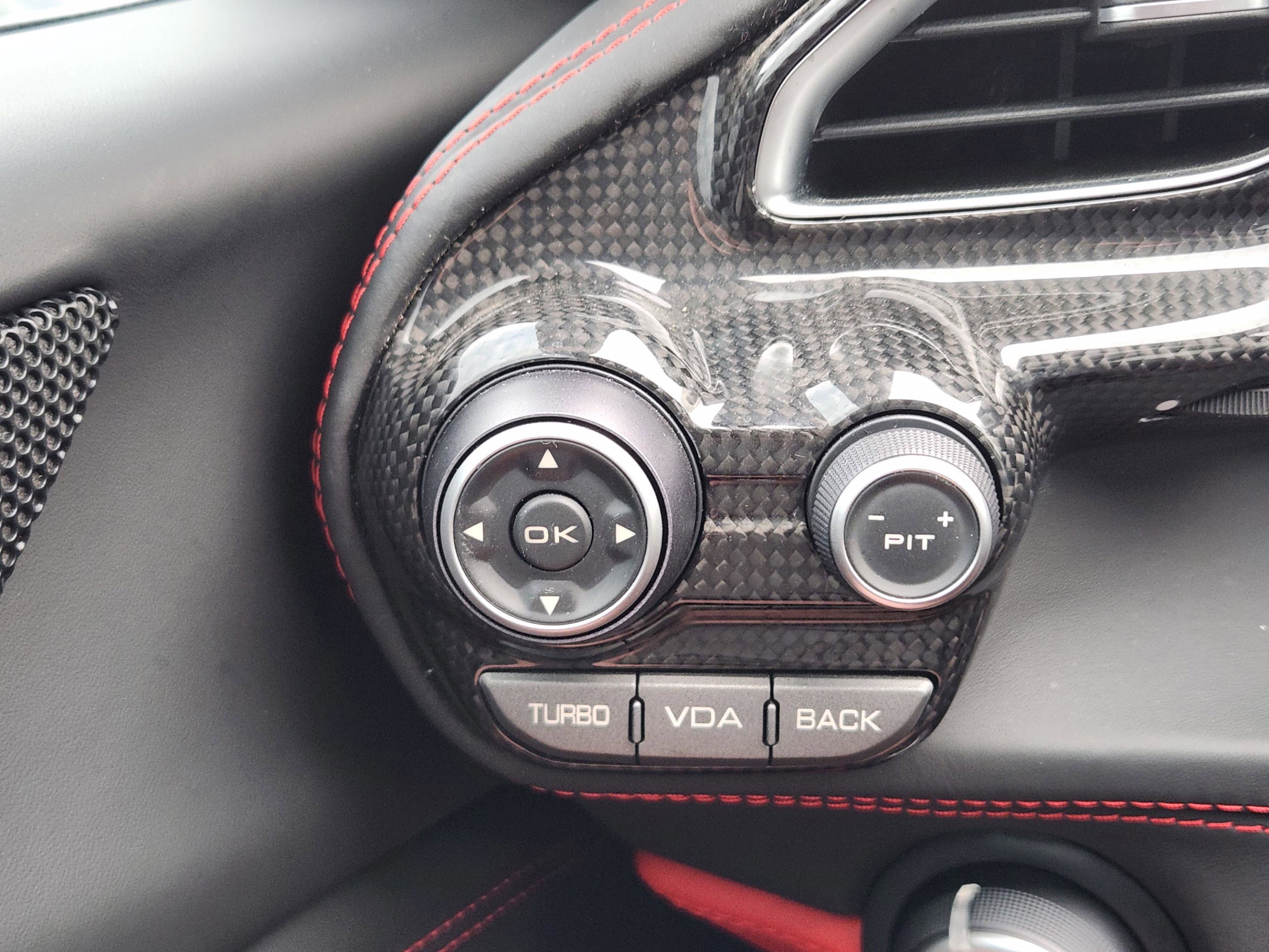 Used 2017 Ferrari 488 Spider image 21