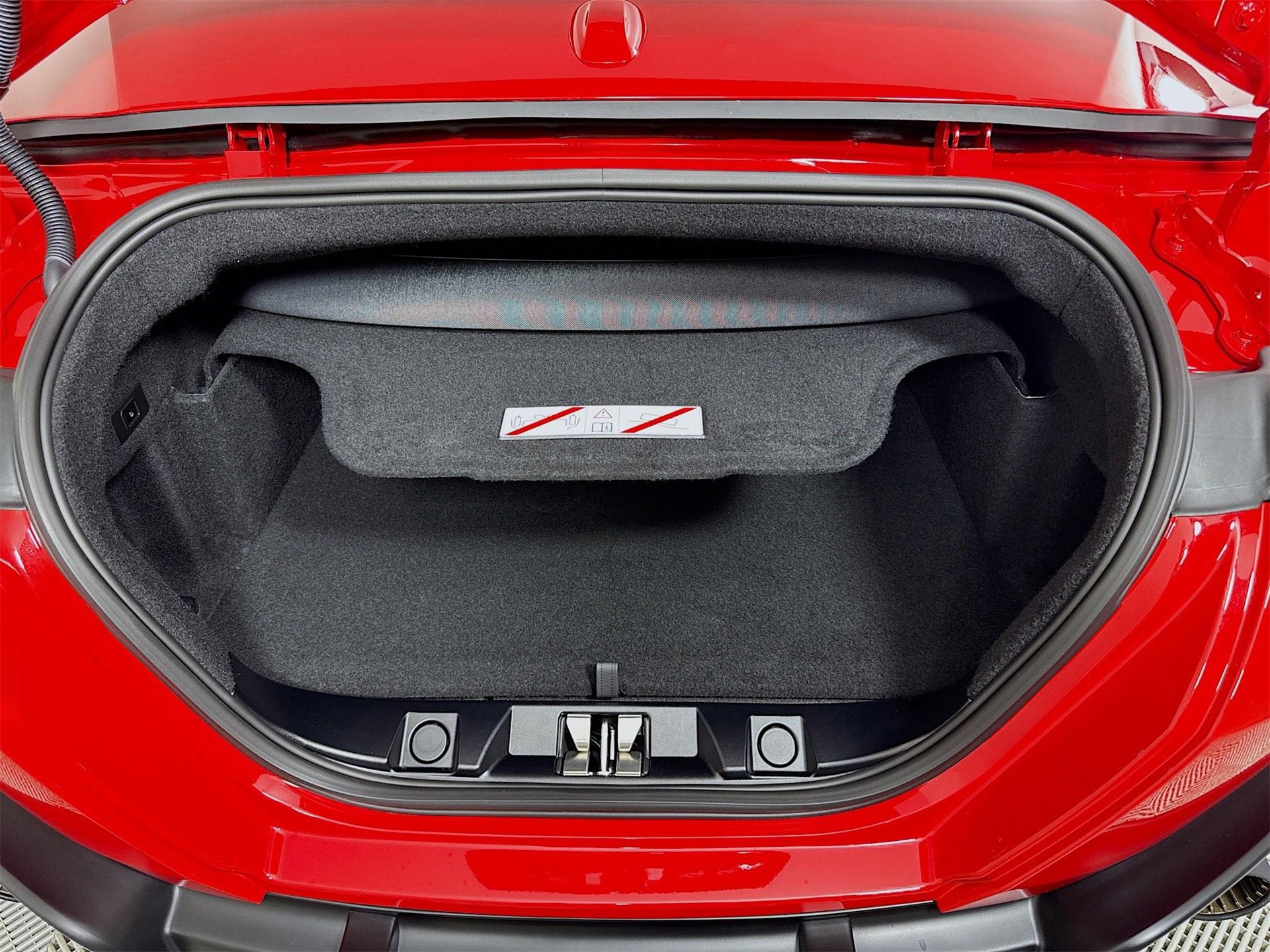 Certified 2025 Ferrari Roma Spider image 29