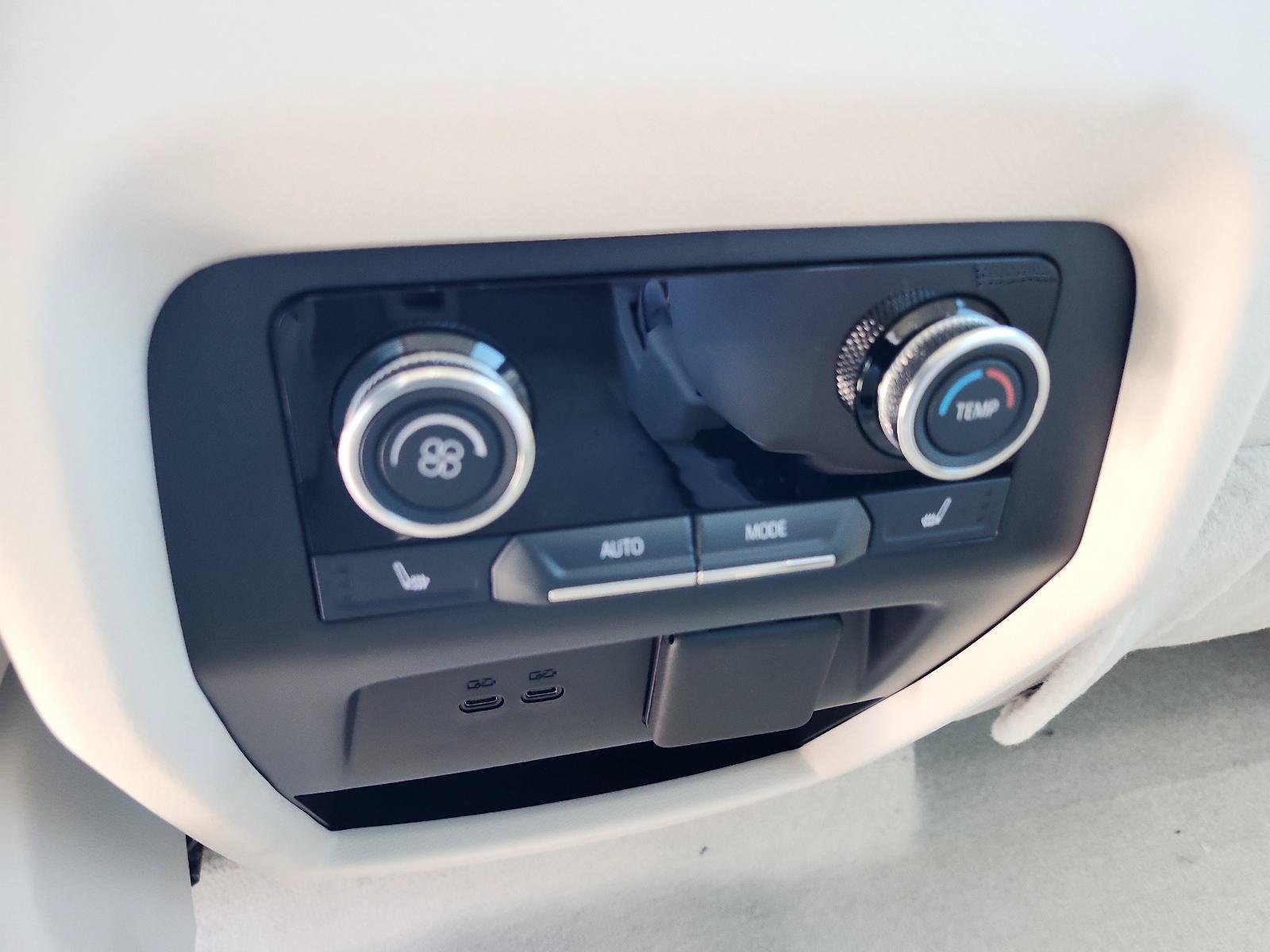 New 2026 Buick Enclave Avenir w/ Super Cruise Package FWD image 10