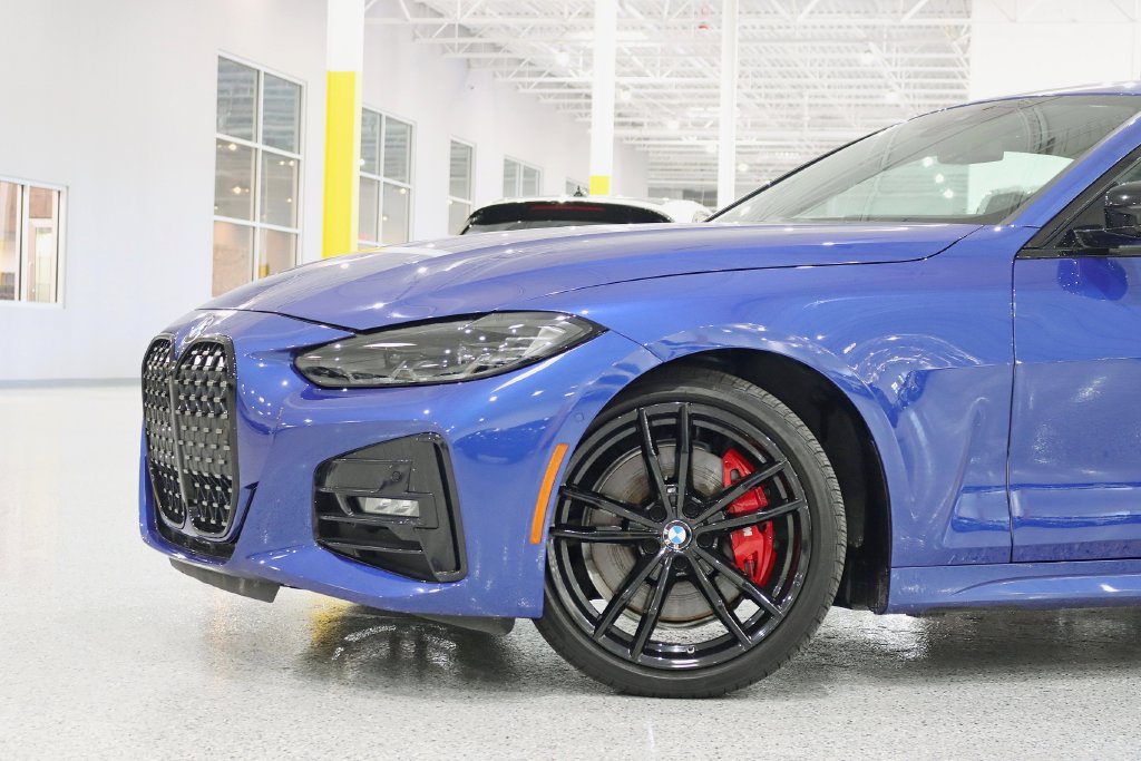 Used 2024 BMW 430i xDrive Coupe w/ M Sport Package AWD/4WD image 2