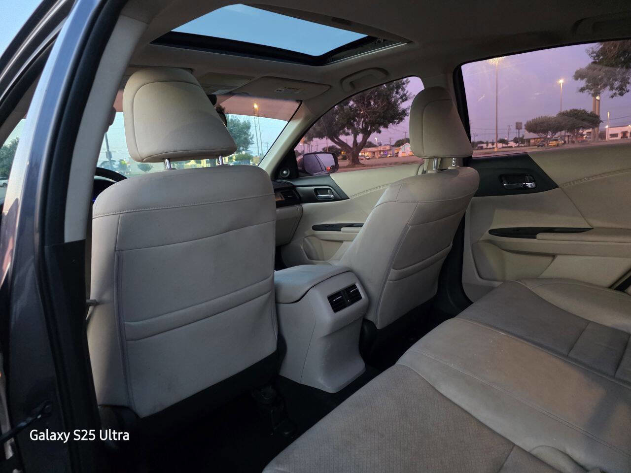 Used 2015 Honda Accord EX-L image 16