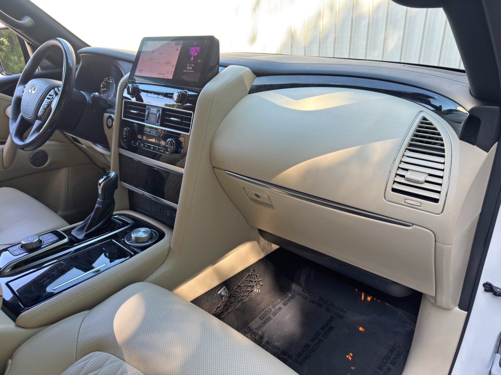 Used 2024 INFINITI QX80 Sensory w/ Cargo Package AWD/4WD image 15
