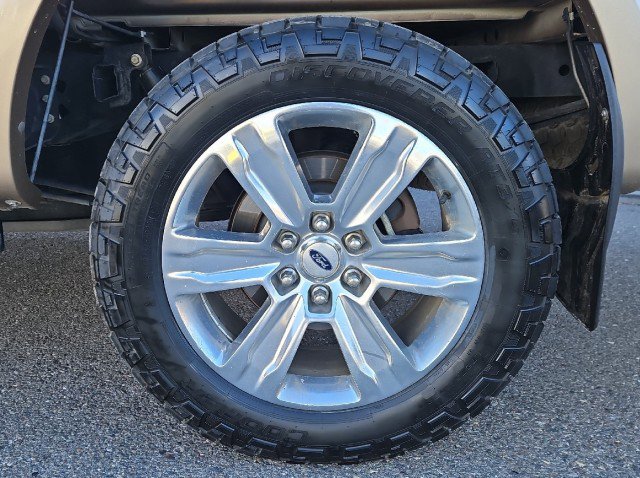 Used 2014 Ford F150 King Ranch w/ King Ranch Luxury Package image 26