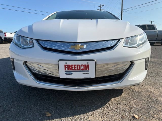 Used 2018 Chevrolet Volt LT FWD image 2