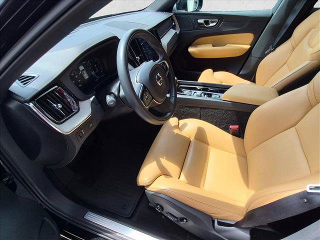 Used 2019 Volvo XC60 T5 Inscription w/ Protection Package Premier FWD image 13