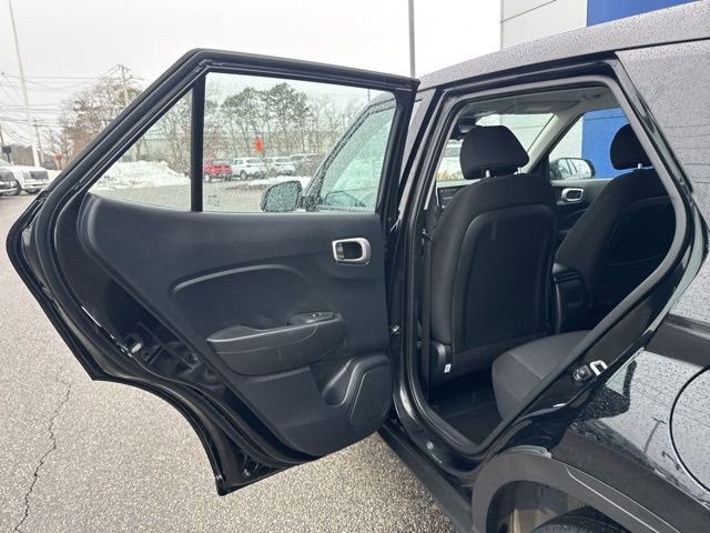 Certified 2026 Hyundai Venue SE image 39