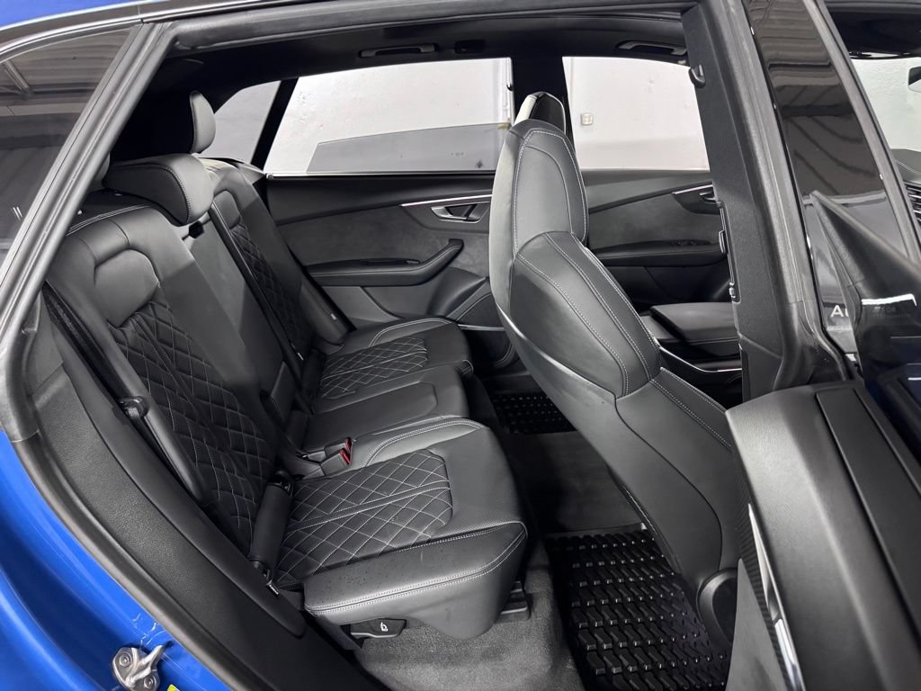 Used 2024 Audi SQ8 Premium Plus AWD/4WD image 48
