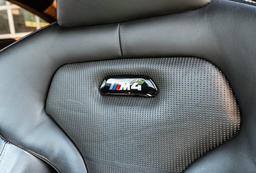 Used 2018 BMW M4 Coupe RWD image 8